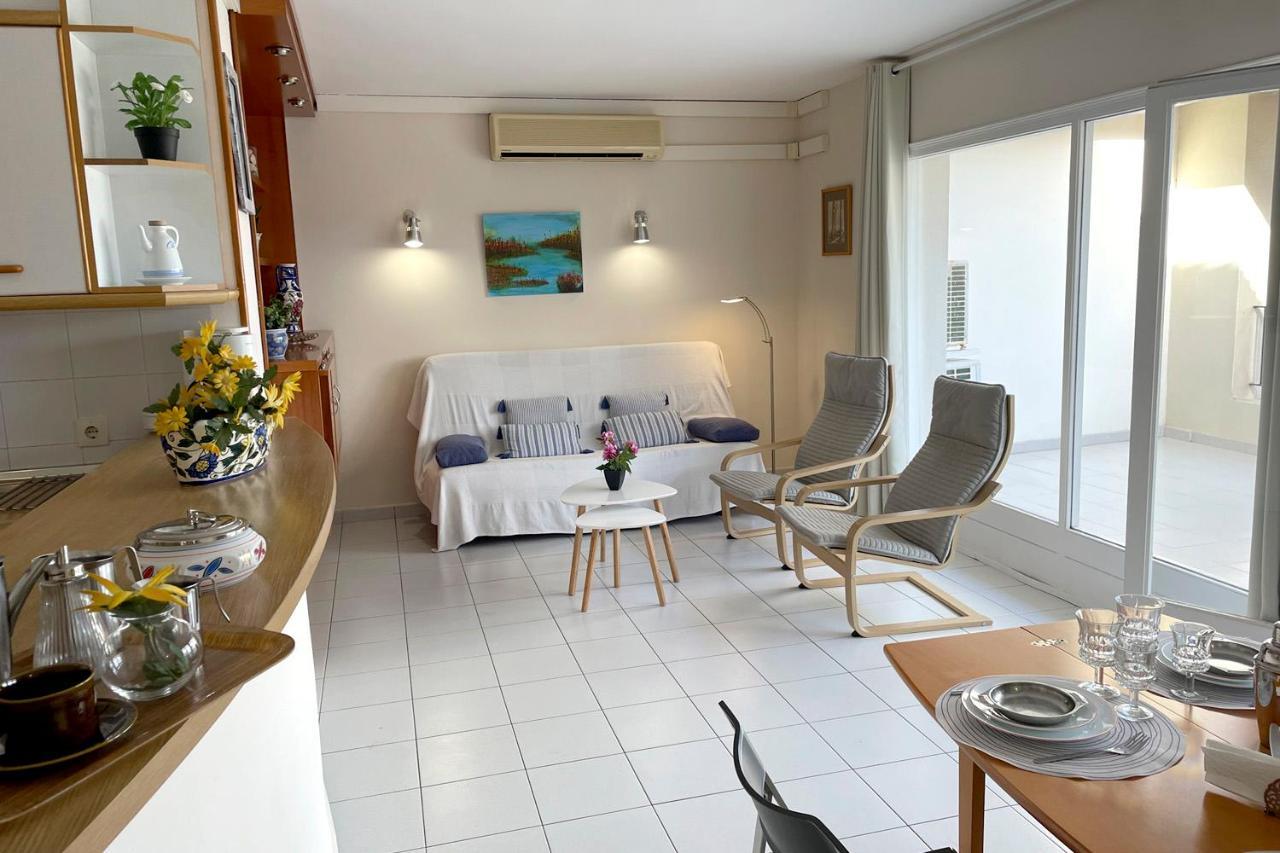 Clota Petita, L'Escala Apartment Exterior photo